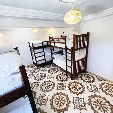 Anza Haven Surf House Bed and Breakfast Agadir Buitenkant foto