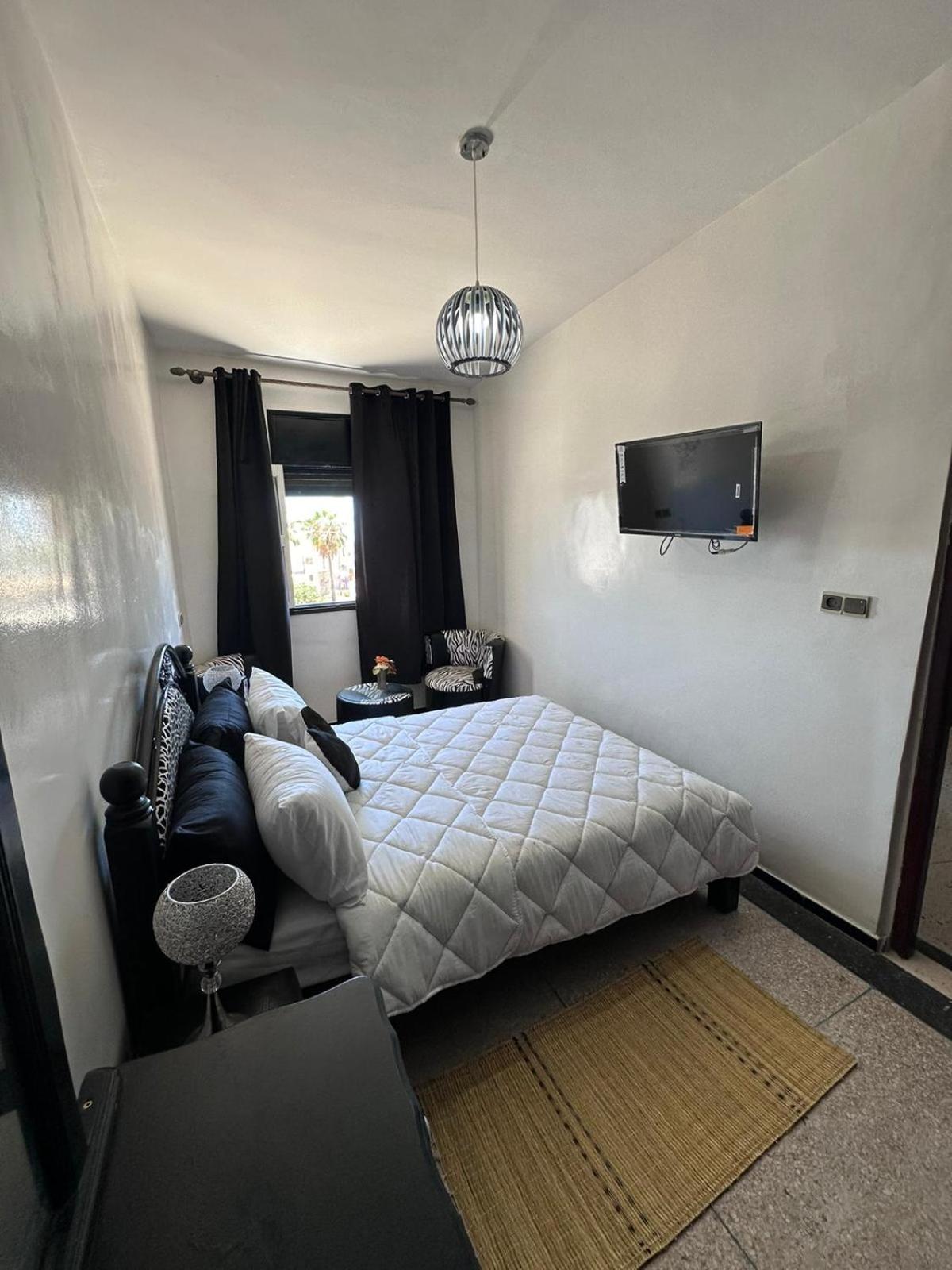 Anza Haven Surf House Bed and Breakfast Agadir Buitenkant foto